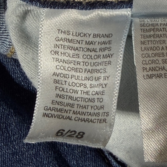 Lucky Brand High Rise Brigette Crop Buttonfly Jeans - Picture 9 of 9